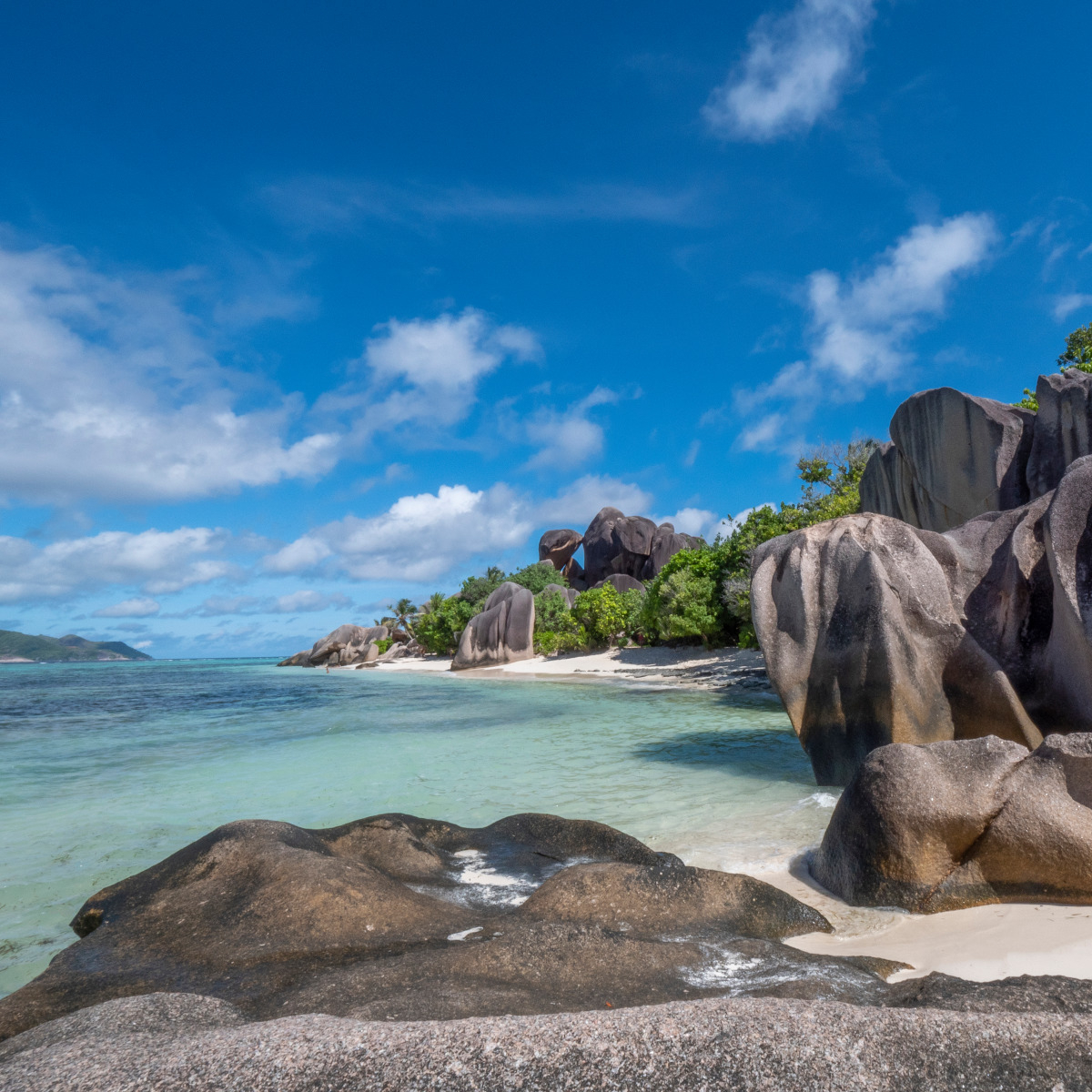 Ponant_Laperouse_La-Digue_Dec18