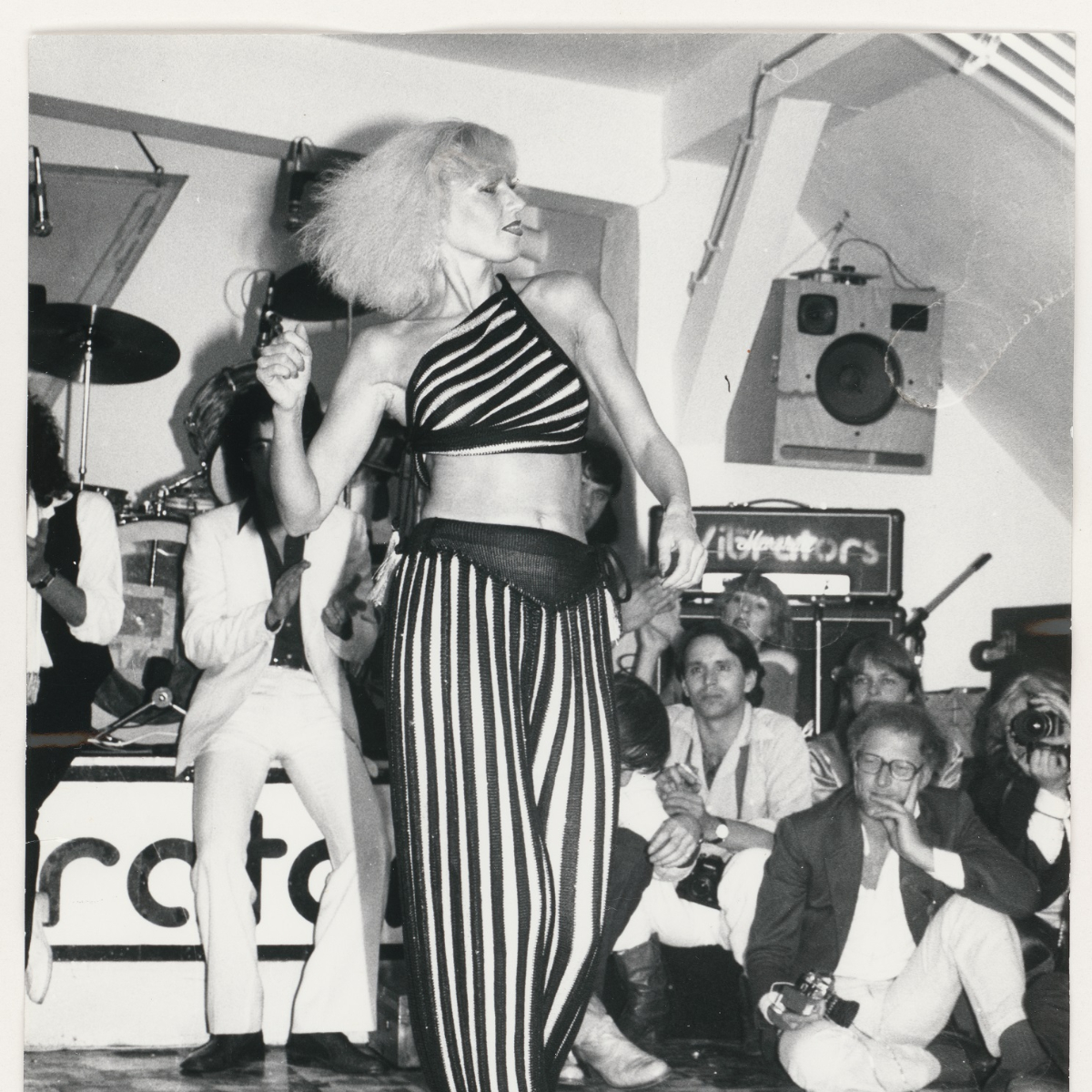 Rich Richter, Ohne Titel (Modenschau Pablo Picasso, fabrikneu), Silbergelatine-Vintageprint, 1977,  Rich Richter