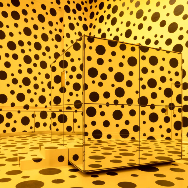 Yayoi Kusama_ Eine Retrospektive, Installationsansicht, 2021, Gropius Bau (5)