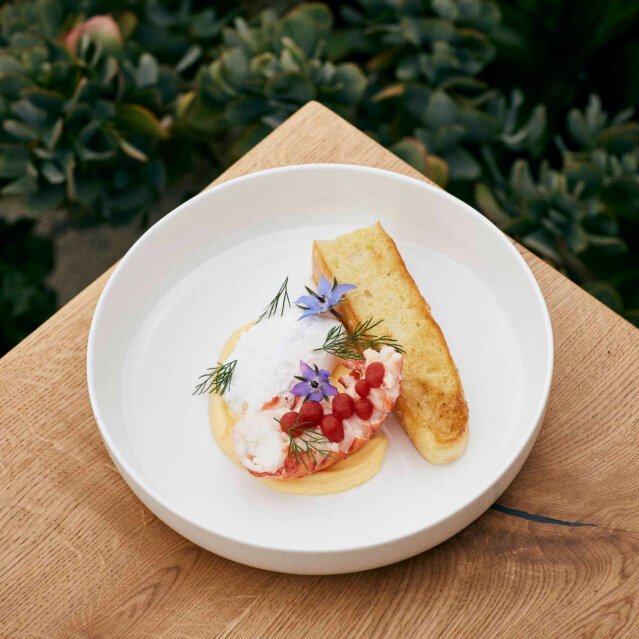 Fruestueck 3000 Berlin Fruehstueck 3000 by Krystian Lipiec (1)