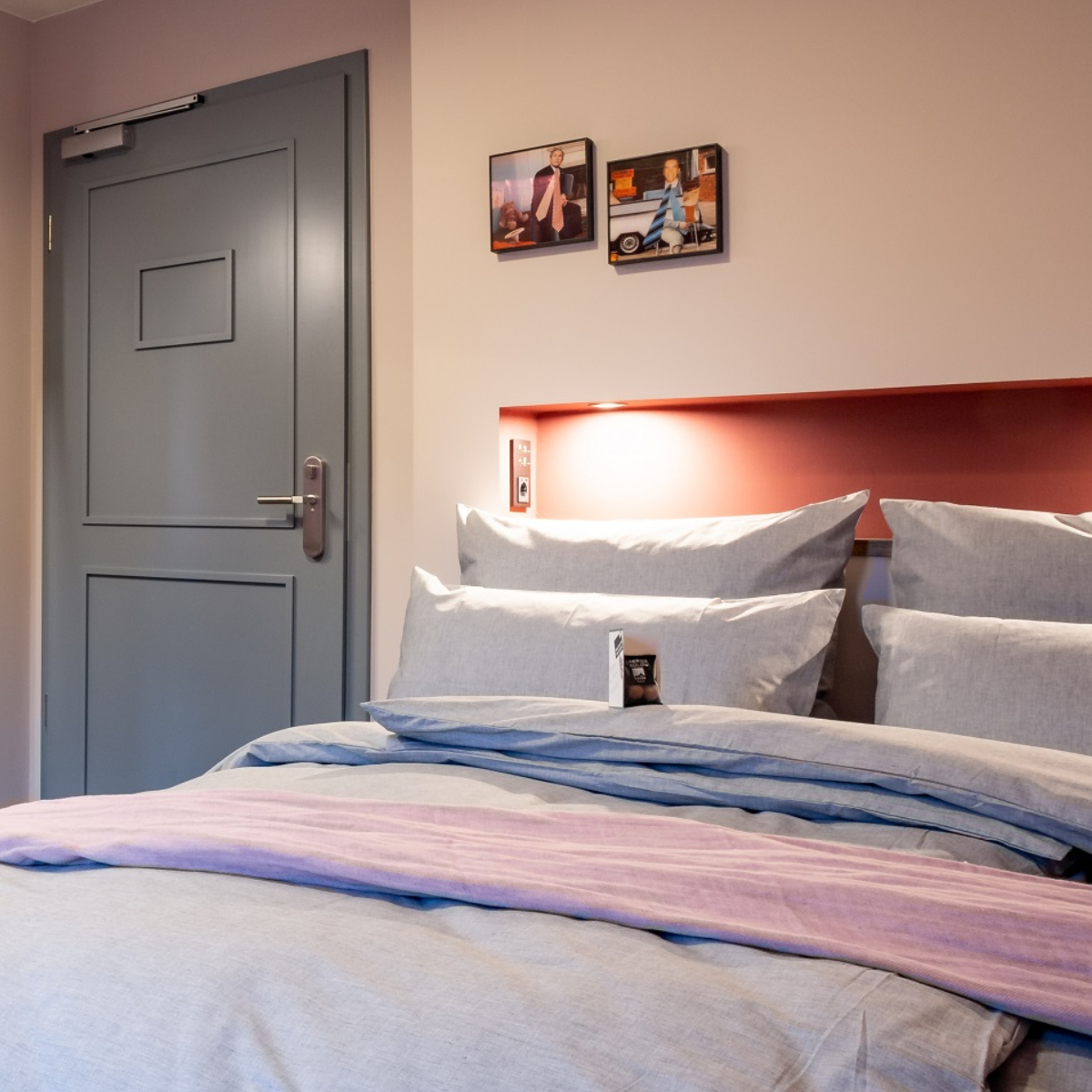 The Circus Hotel (2)