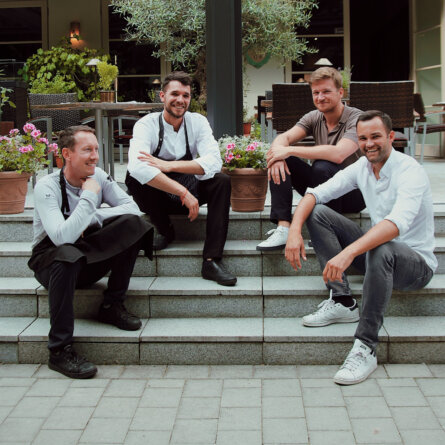 1804 Restaurant Muenchen Team