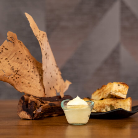 Tante Fichte Berlin Brot Butter by Mischa Fanghaenel