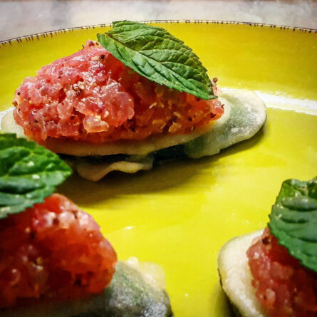 Al Ventuno Zuerich Tartar di Tonno su zucchine in tempura