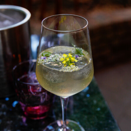 ee180621_Botanico_Midsummer-44