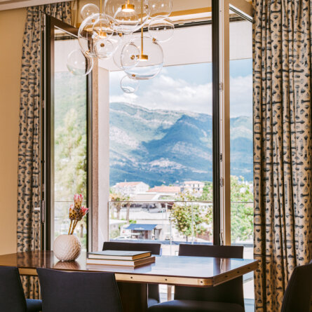 13_1 Detail©Regent Porto Montenegro