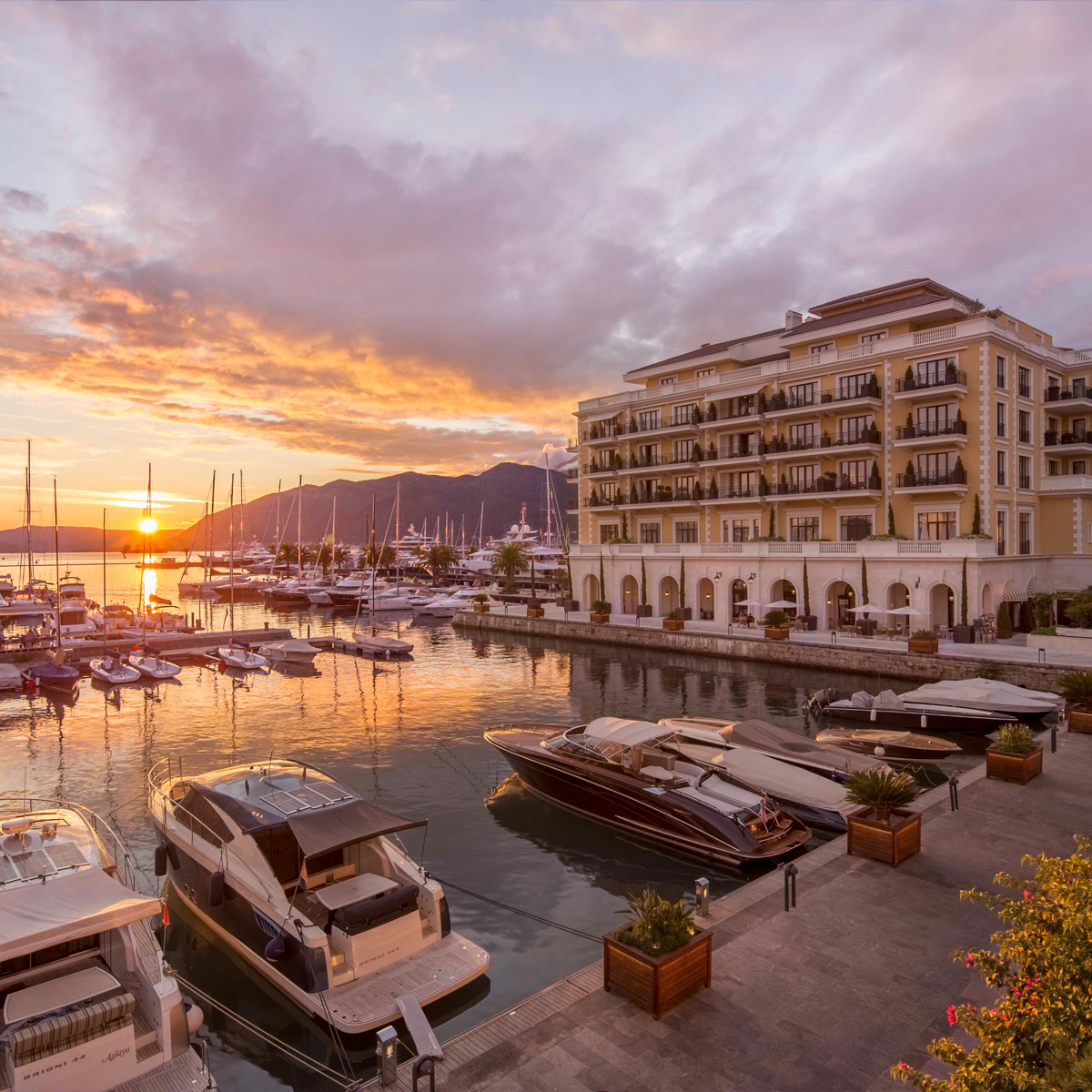 2_4 Heroshot©Regent Porto Montenegro