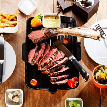 Grill Strauchs Falco Hafencity Hamburg