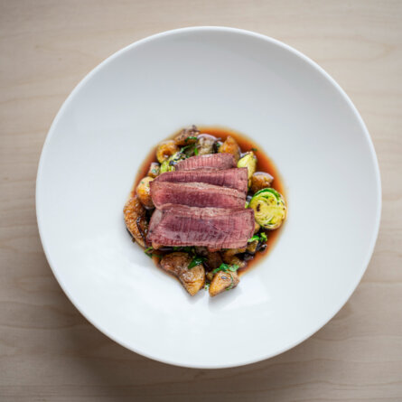 Reh Rosenkohl Kartoffel Restaurant Merold Neukoelln Bildermanufaktur Ralph Keller