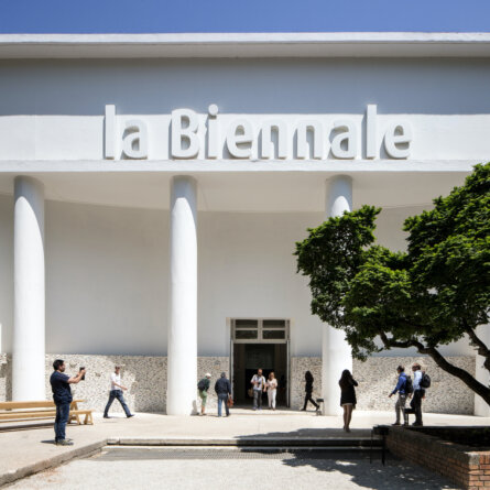 Giardini Cosima von Bonin Pad Centrale