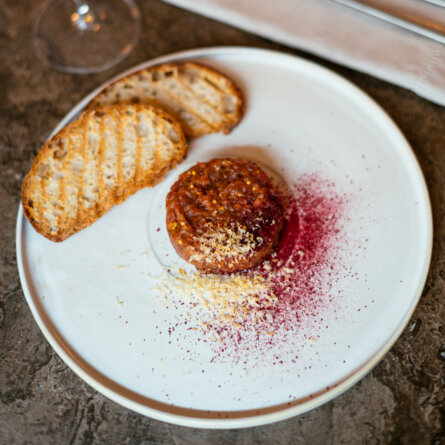 20211121_HollyGastrobar_Rysava_IRP6409