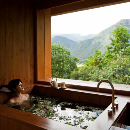 Como Uma Punakha I Buthan I Bath