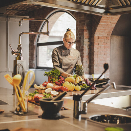 Almaranto Adagio Accademia