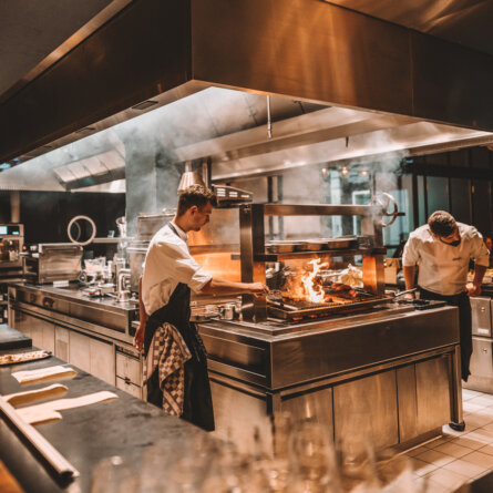 The_Lonely_Broccoli_Andaz-Munich-TLB-Kitchen