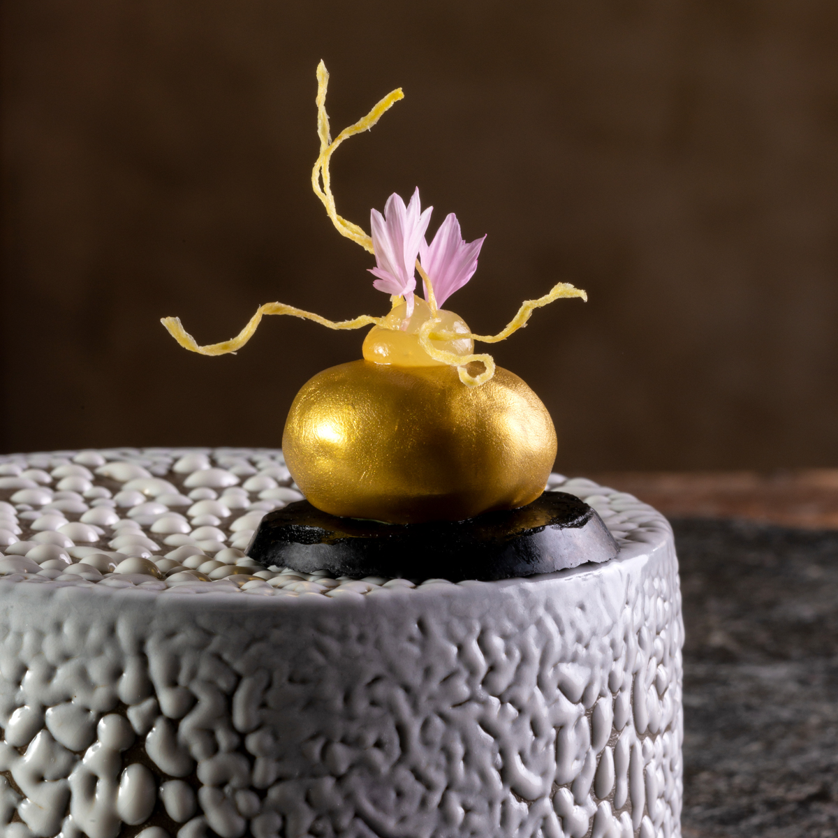 Atelier_Hamachi Bauch, grüne Curry-Creme, indonesische Aromen_©DanielSchvarcz_HBH_20220203_431