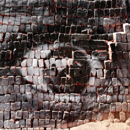 JR_28-Millimeters-Women-Are-Heroes-Eyes-on-Bricks-New-Delhi-India_2009