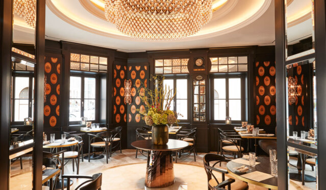 Schwarzreiter Tagesbar München-2 Schwarzreiter Tagesbar München-2