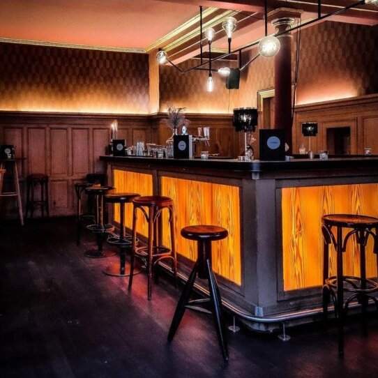 Central Bar I 2 Central Bar I 2