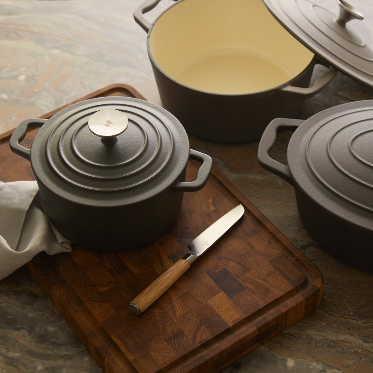 Singular Society Töpfe