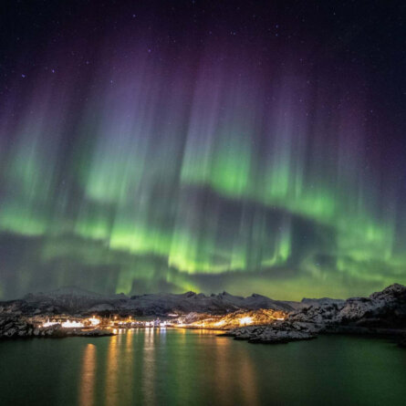 © Hamn i Senja _ Norwegen _ Foto Ronny M. Olsen