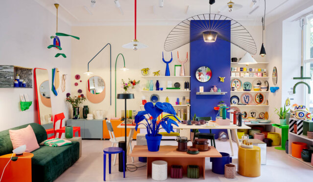 Amazing Crocodile Interior Design Berlin-9