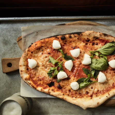 James T. Hunt Bar München-08