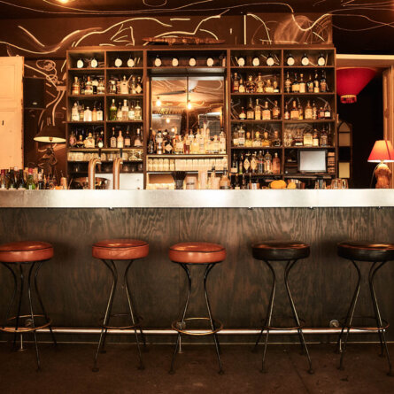 James T. Hunt Bar München-11