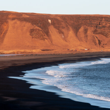 sland Foto von Henrique Ferreira auf Unsplash