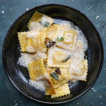 Blattgold Hamburg 1 ©Zora Klipp Blattgold Hamburg 1 ©Zora Klipp