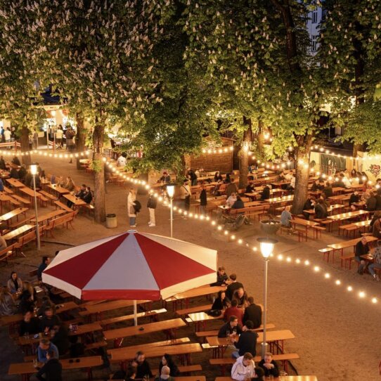 Prater Garten Berlin bei Nacht