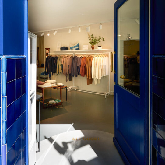 Merz bei Schwanen Berlin-3