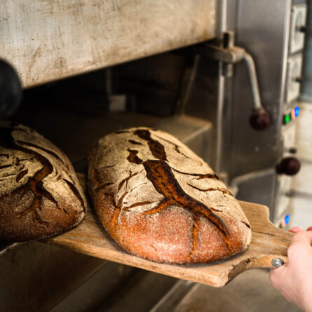 Domberger Brot Werk Uhlandstraße-3
