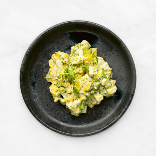 Kartoffelsalat mit Eiern und Bärlauch © Juri Gottschall