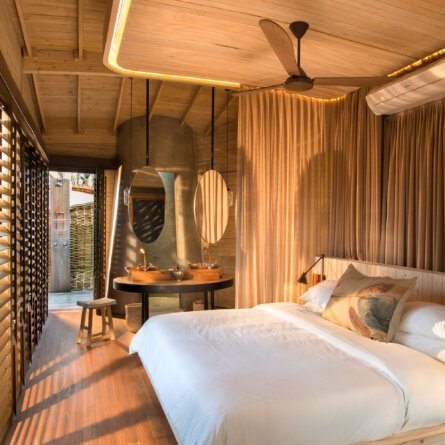 Sandibe Okavango Safari Lodge _ &Beyond-2