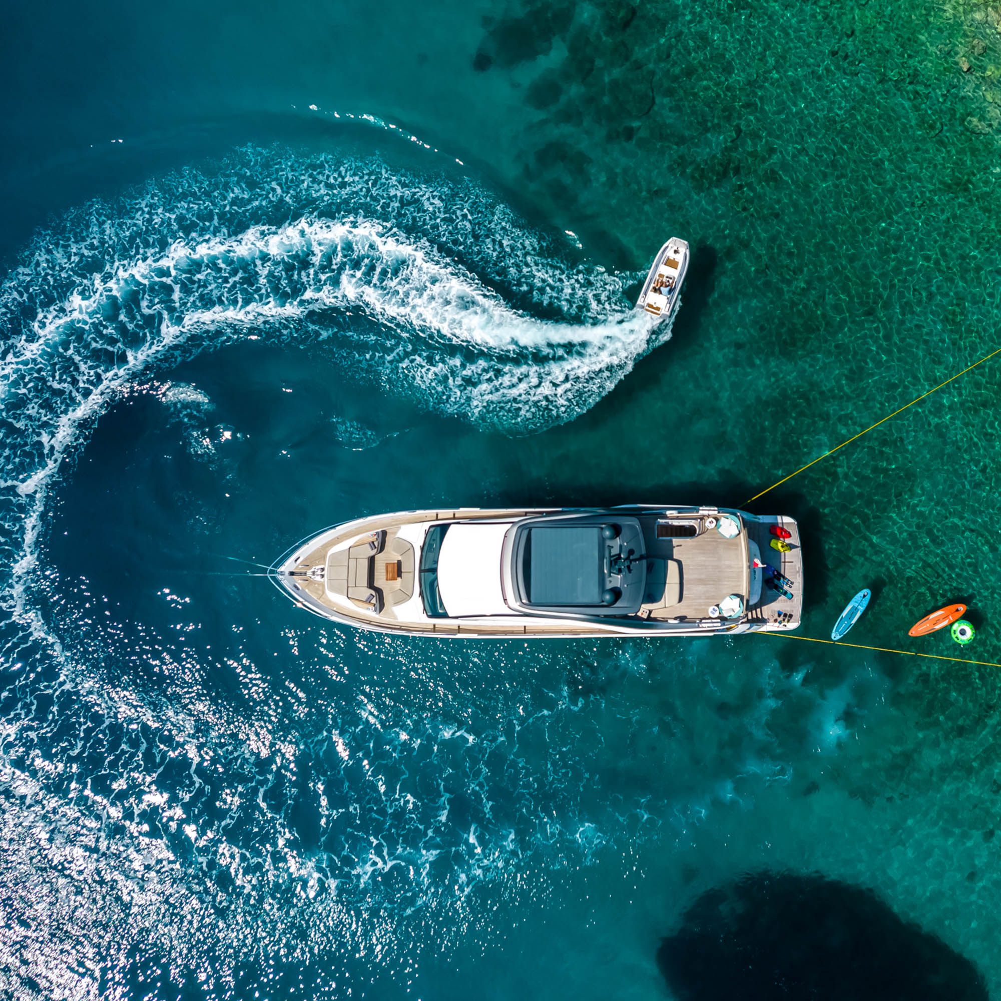 Yachtcharter mit Crew I Motoryachten-13