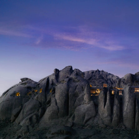 Saudi Arabien Desert Rock Hotel 1