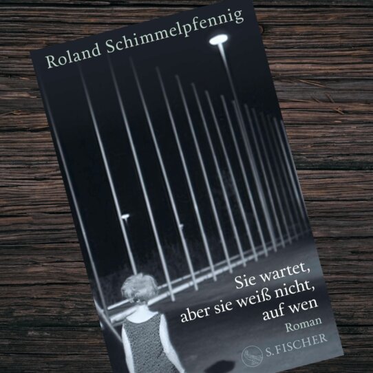 Sie wartet, aber sie weiß nicht, auf wen