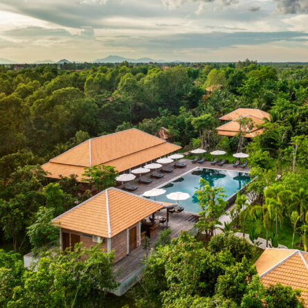 Farmhouse Resort & Spa