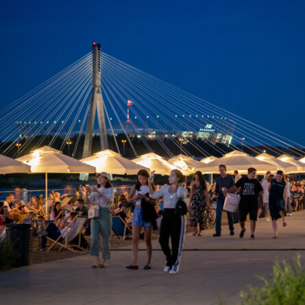 Weichsel Ufer Warschau-5