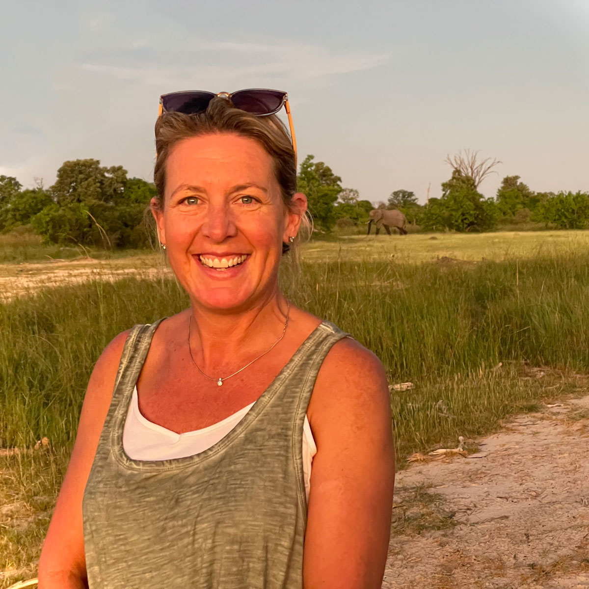 Frauen Safari Guide Gaby