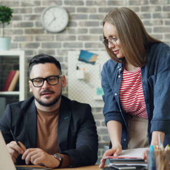 Zwischen Freiheit und Orientierung Zwischen Freiheit und Orientierung