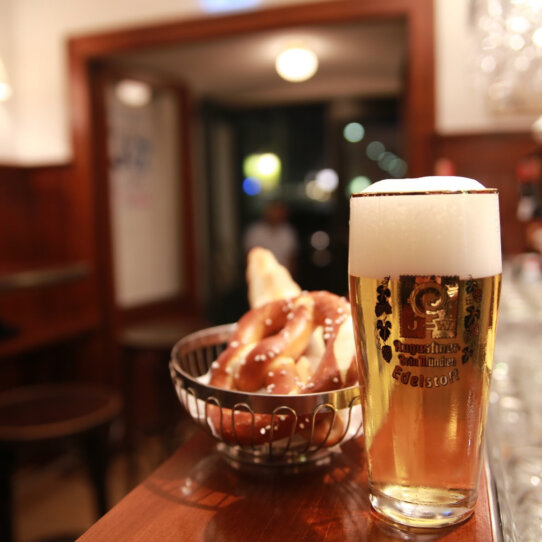 Zu den drei Hacken Wien