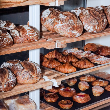 Tsugi Bakery & Café-14