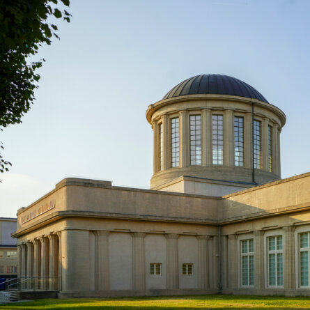 Vier Kuppel Pavillion