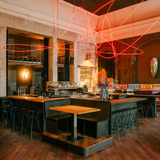 Kink Bar & Restaurant ©Lee Edwards-10