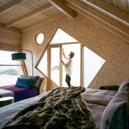 09 Shipwreck Lodge - Twin room