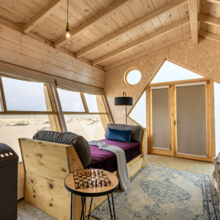 12 Shipwreck Lodge - Wood burning stove