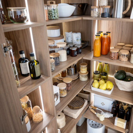 Home Design Küchen Schmidt Vorratsnische-1