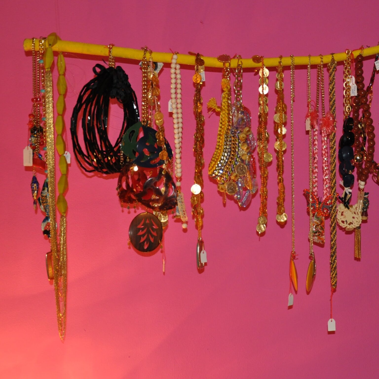 Rianna-in-Berlin-Second-Hand-1