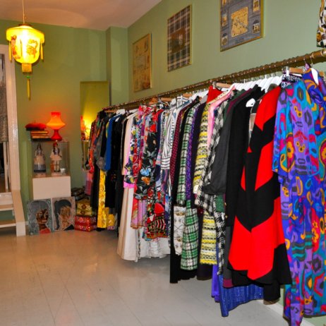 Rianna-in-Berlin-Second-Hand-4